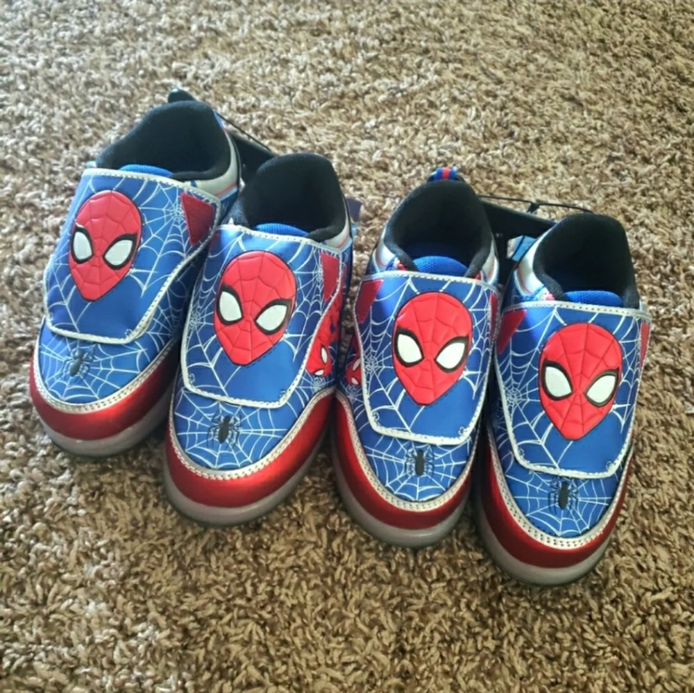 Marvel Spider-Man light up shoes - Picture 1 of 2
